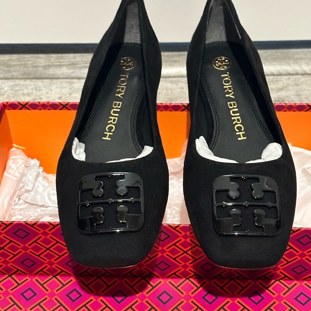 Tory Burch Georgia black ballet flats. BRAND NEW with Box